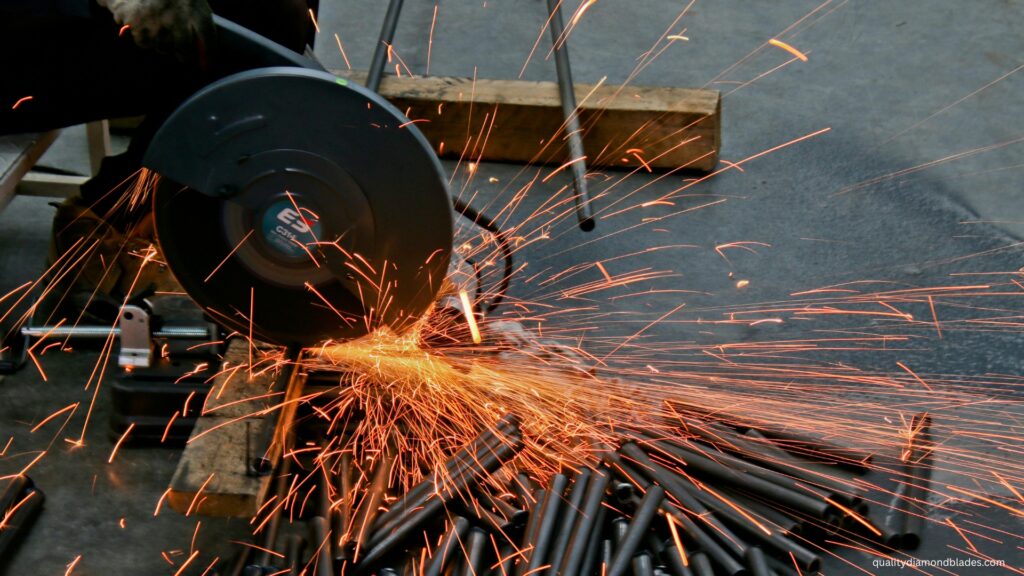 RPM & Blade Safety Guide — Matching RPM, Saw Power and Blade Ratings RPM & Blade Safety Guide — Matching RPM, Saw Power and Blade Ratings